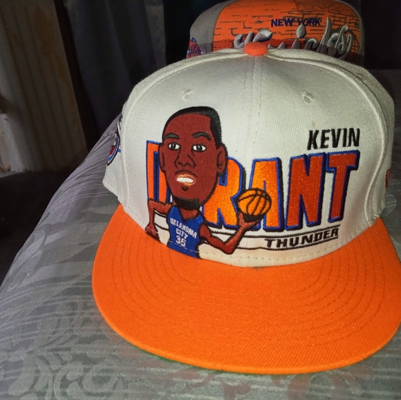 NFL and NBA snapbacks - Picture 4 of 10